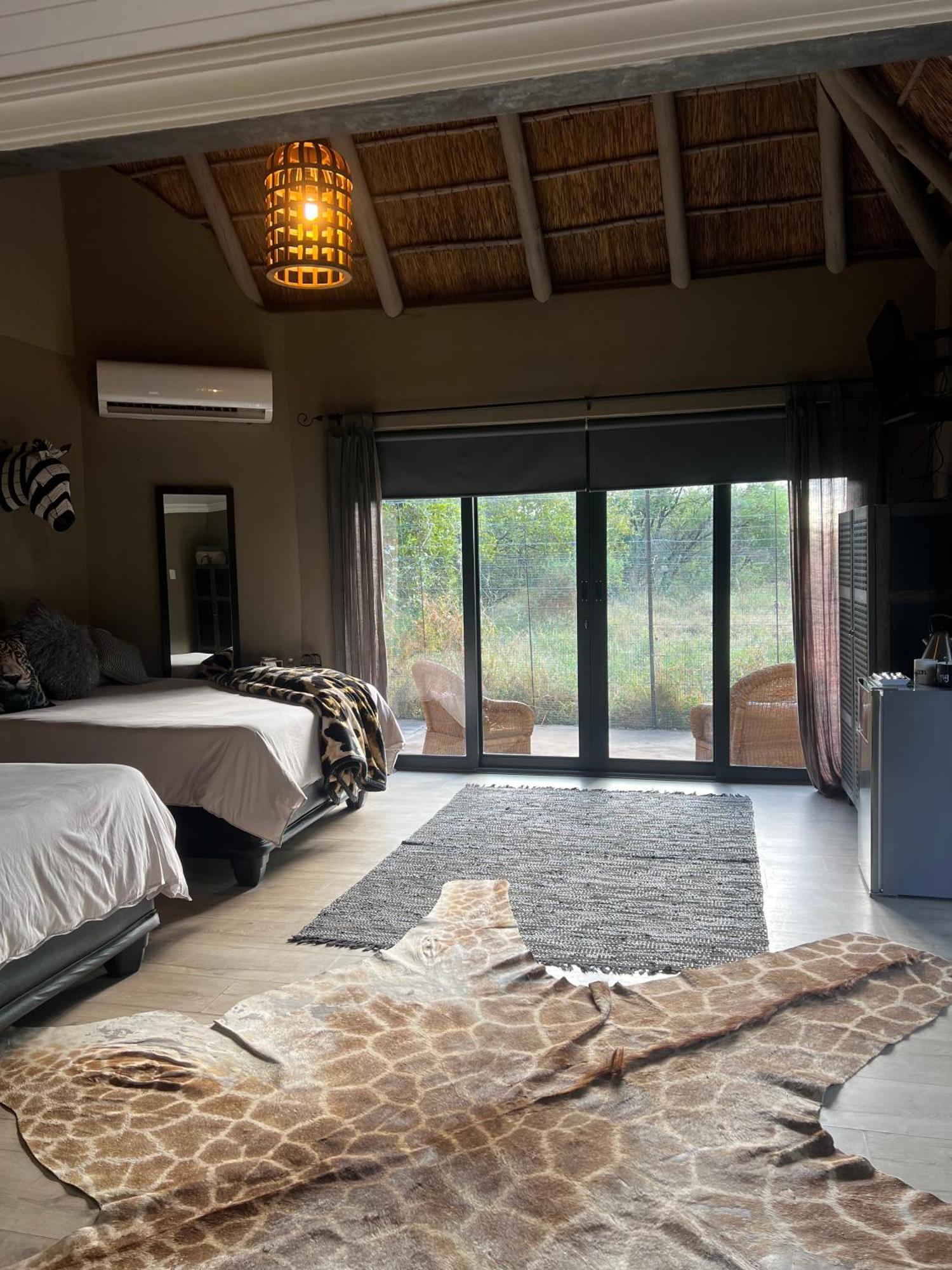 Simba Safaris African Pride Exotic Lodge Lephalale Bagian luar foto